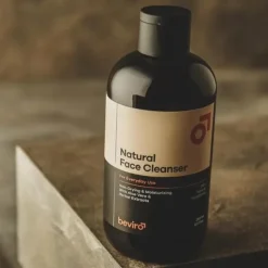 Kasvojenpesuaine Natural 250 ml